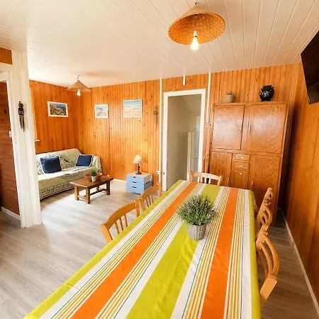 Alpehytte Chalet, En Bord De